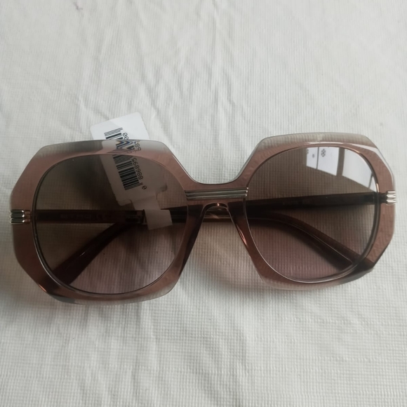 SUNGLASSES - Picture 3 of 3